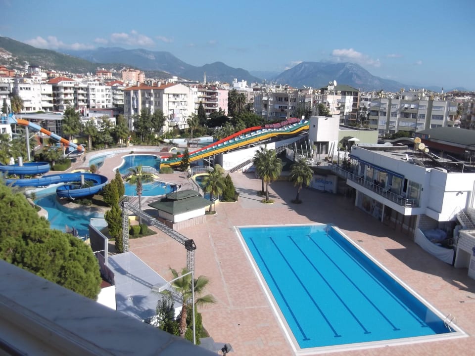 Blick zum Aqua Park Hotel Aslan City Kleopatra