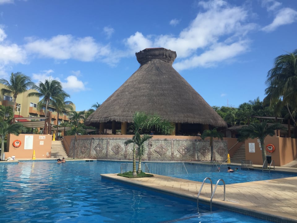 Pool Viva Azteca by Wyndham - All Inclusive Resort
