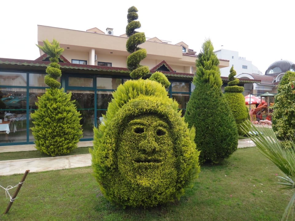 Garten Grand Seker Hotel