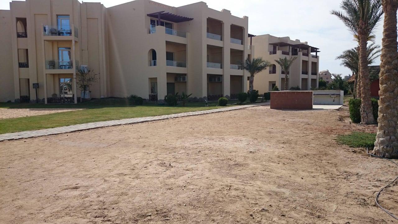 Das Gebäude, wo unser Zimmer war 223 Panorama Bungalows Resort El Gouna