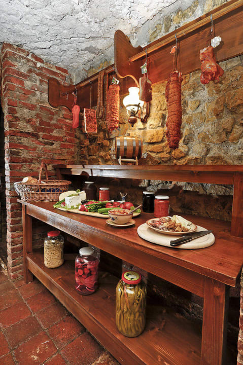 Wine Cellar Vila Ambient