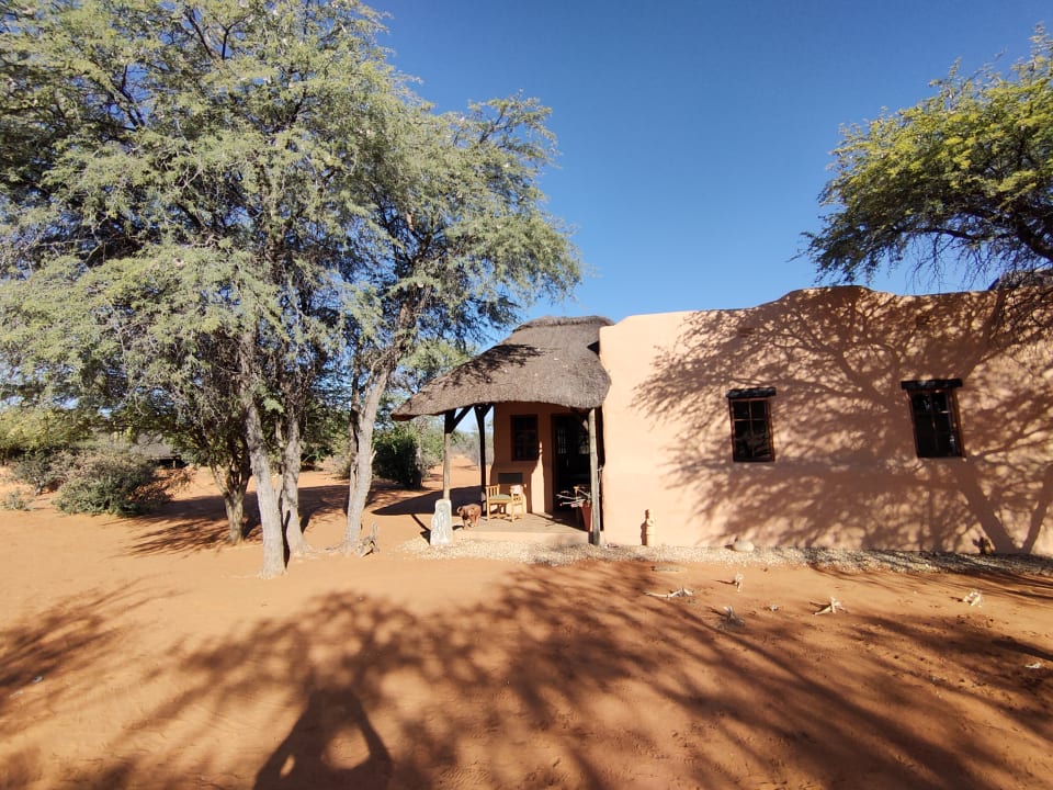 Zimmer Hotel Eningu Clay-House Lodge