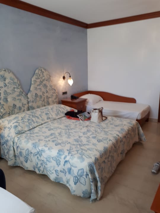 Zimmer Hotel Serita Beach