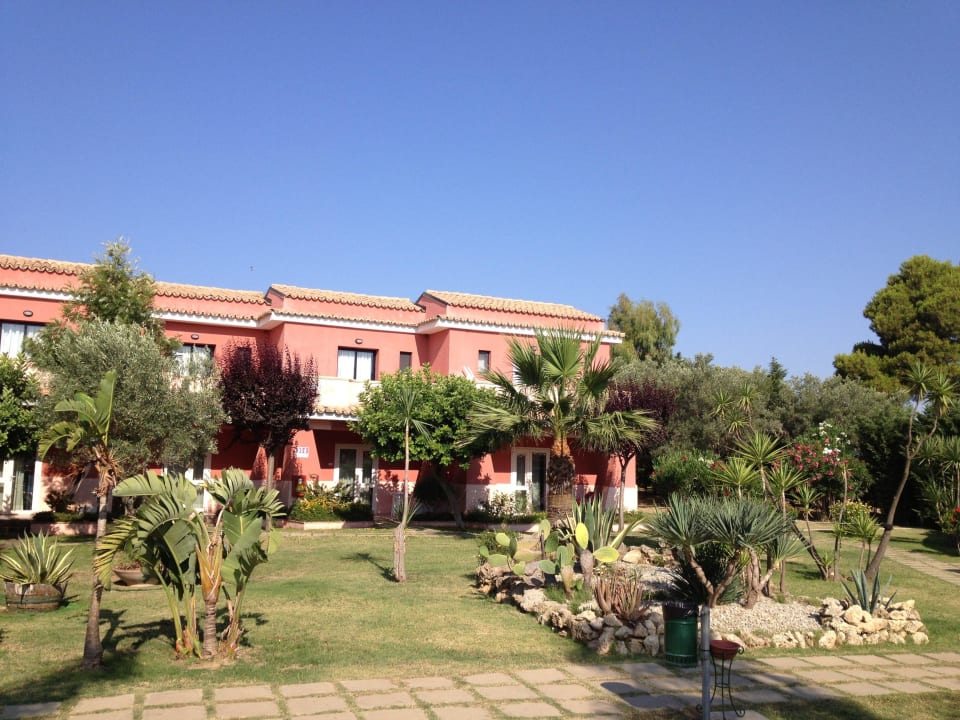I villini del Villaggio Spiagge Rosse Villaggio Spiagge Rosse