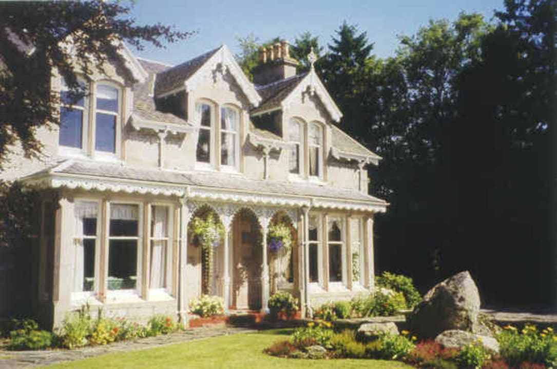 Moorfield House Moorfield House