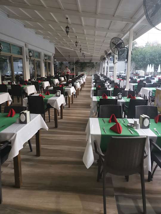 Gastro Side Aquamarin Resort & Spa