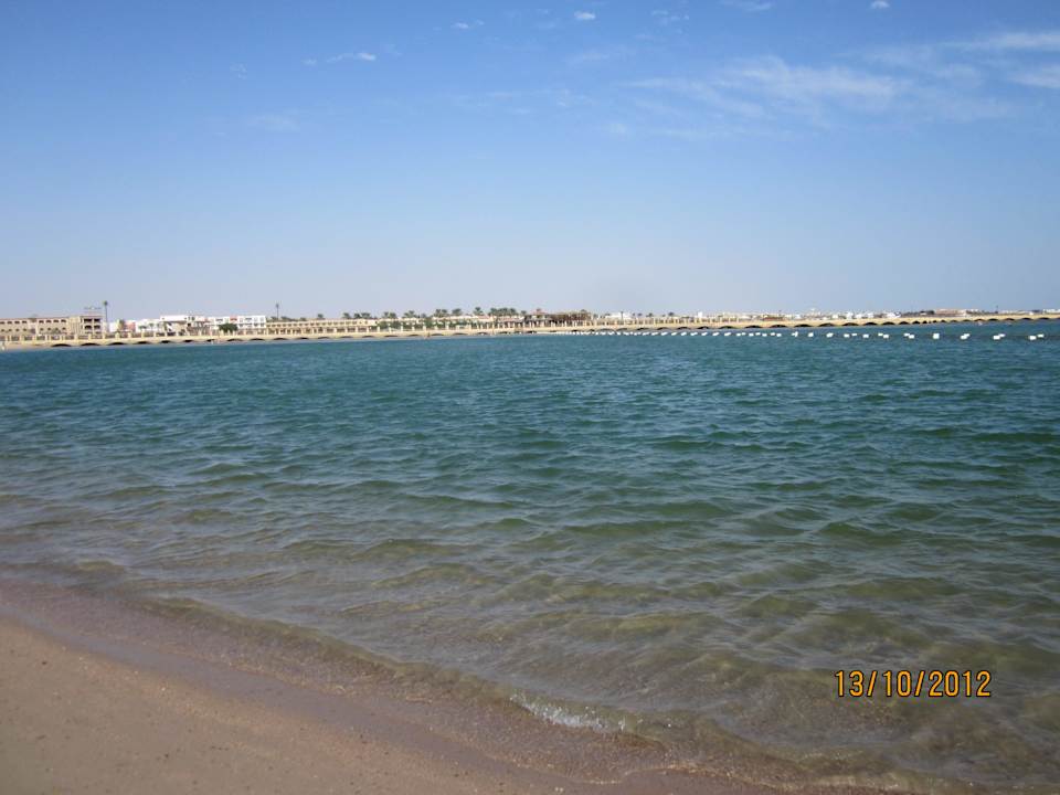 Пляж Pickalbatros Alf Leila Wa Leila Resort - Neverland Hurghada