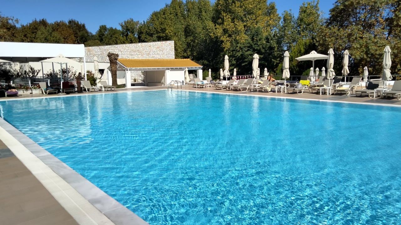 Pool Olympian Bay Grand Resort