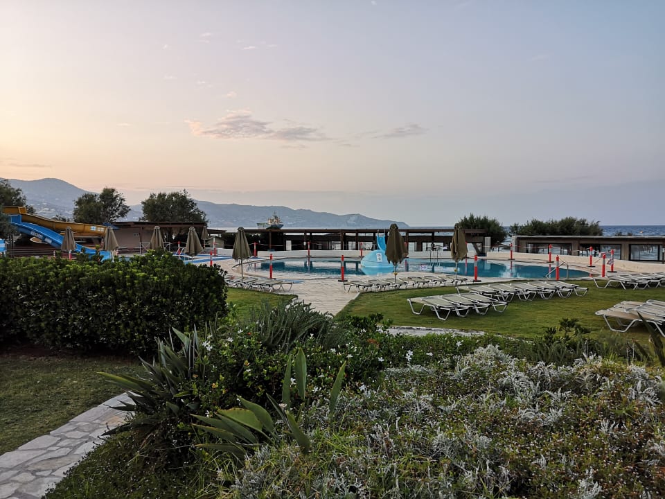 Pool Apollonia Beach Resort & Spa