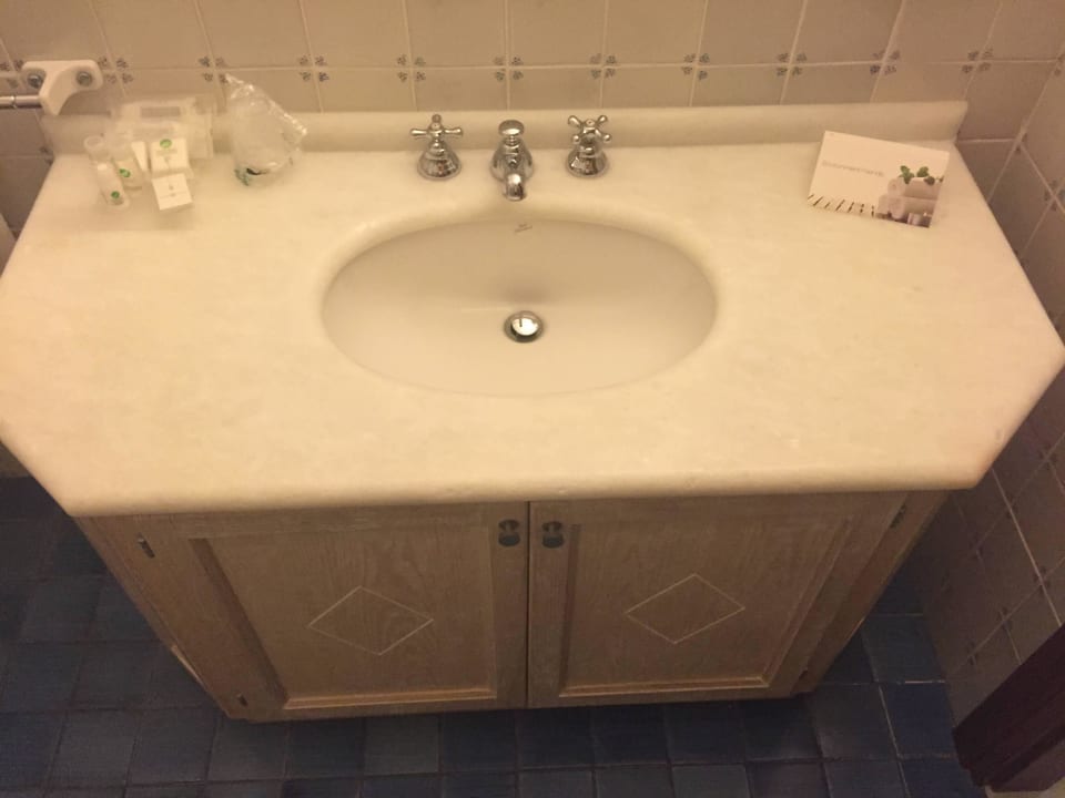 Waschbecken Hotel Airone