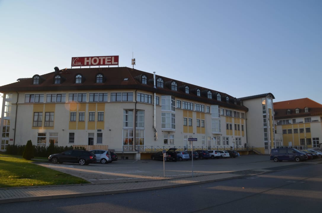Hintere Hotelansicht Kim Hotel Dresden