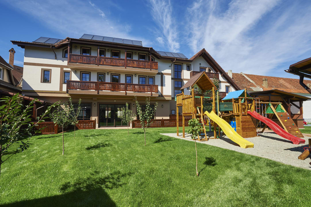 Garden Conacul Ambient