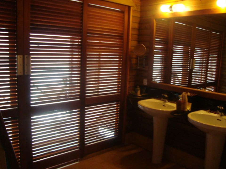 Bad Wasser Bungalow Kuredu Island Resort & Spa