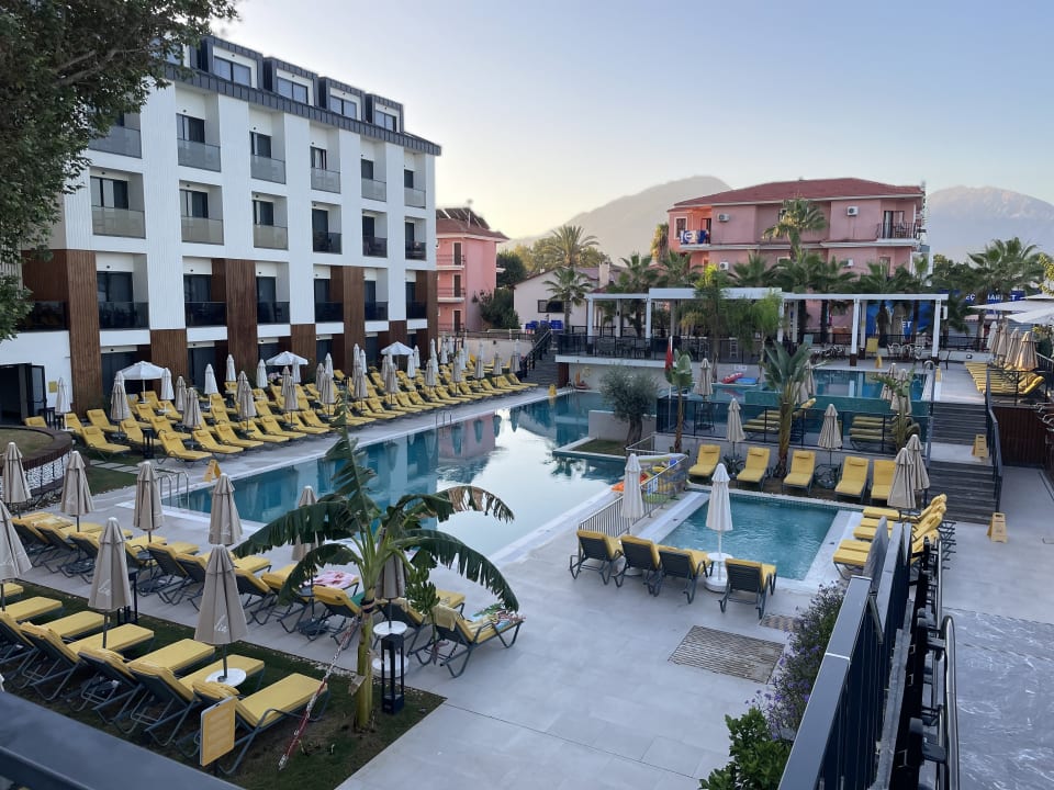 Pool Sundia Exclusive By Liberty Fethiye