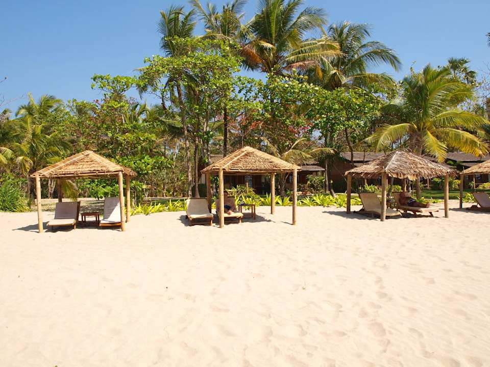 Strand Hotel Palm Beach Resort