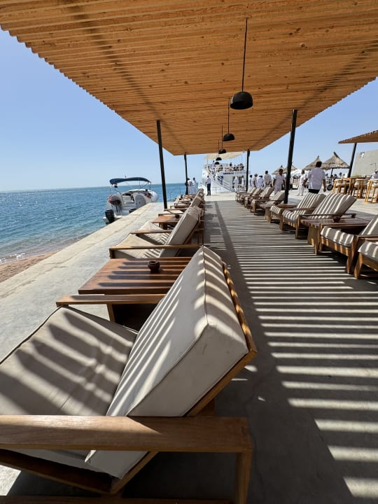 Strand Serry Beach Resort