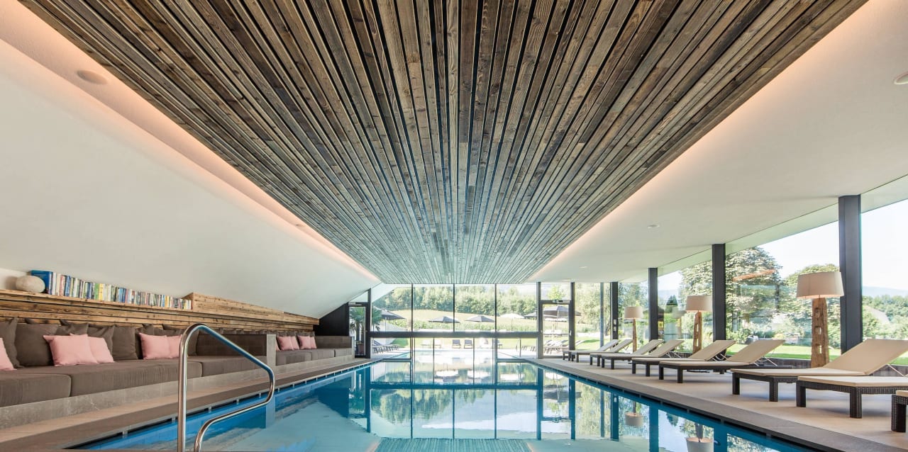 Hotel mit Schwimmbad am Kronplatz Hotel Petrus