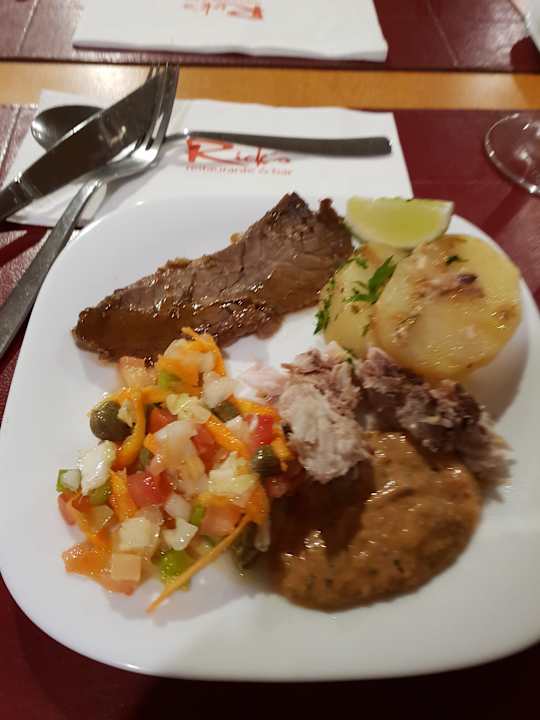Gastro Hampton by Hilton Guarulhos Airport