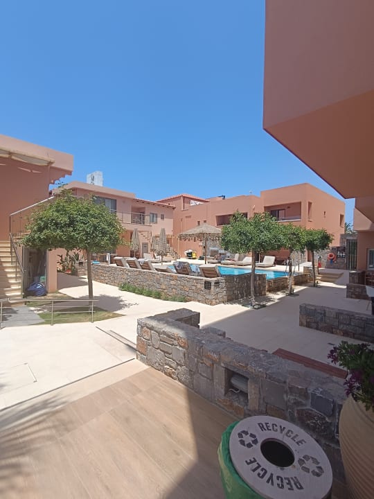 Pool High Beach Resort