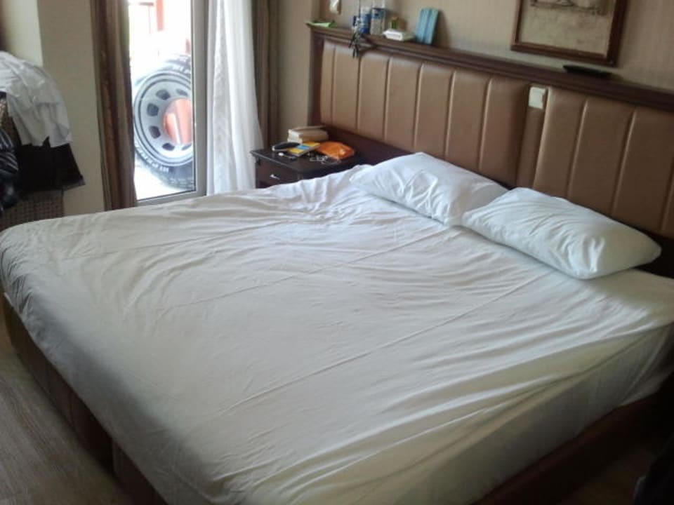 Das Bett meiner Eltern Royal Atlantis Beach Hotel