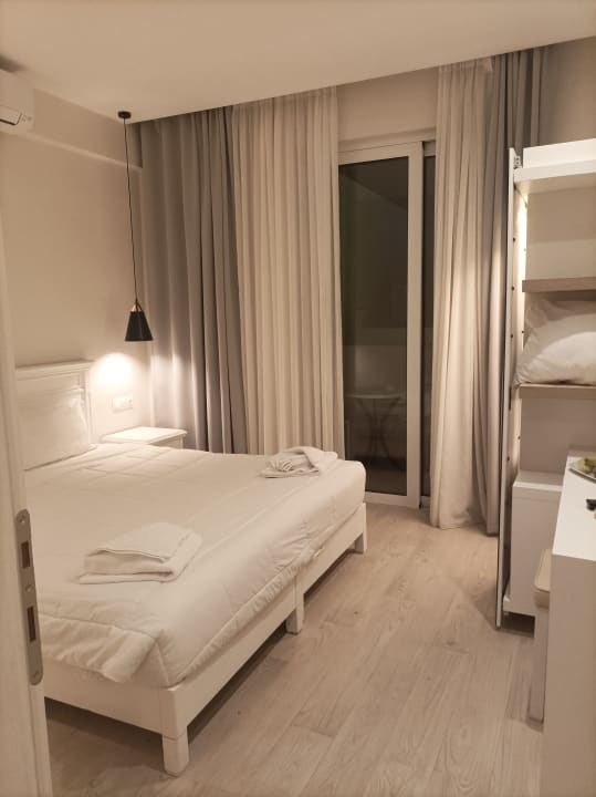 Zimmer Dimitrios Village Beach Resort