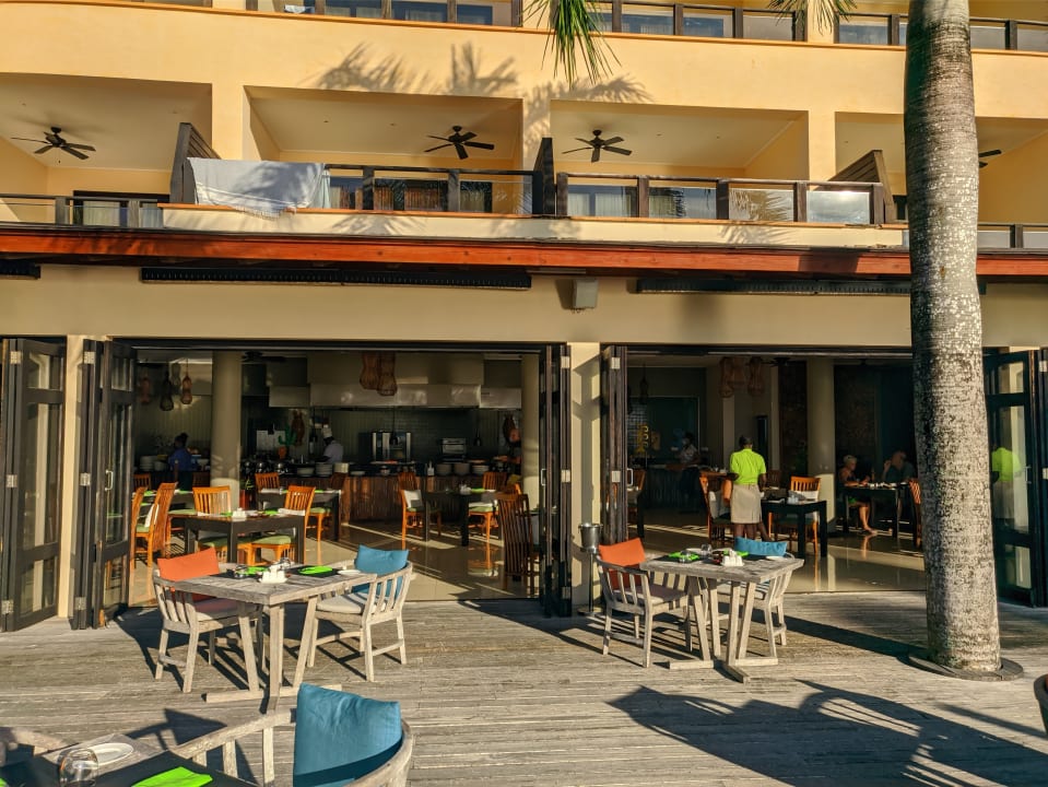 Gastro DoubleTree by Hilton Seychelles - Allamanda Resort and Spa