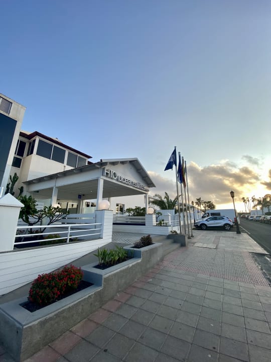 Außenansicht H10 Ocean Suites