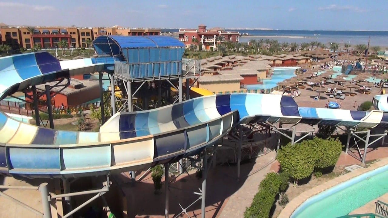 Aqua Park - Blaue Rutsche Titanic Beach Spa & Aqua Park