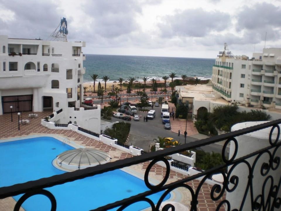 Widok z balkonu Hotel Yasmine Beach Resort