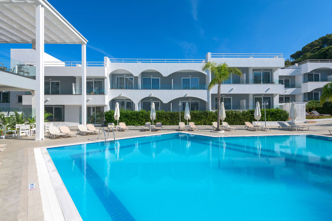 Pool Oceanis Park Hotel