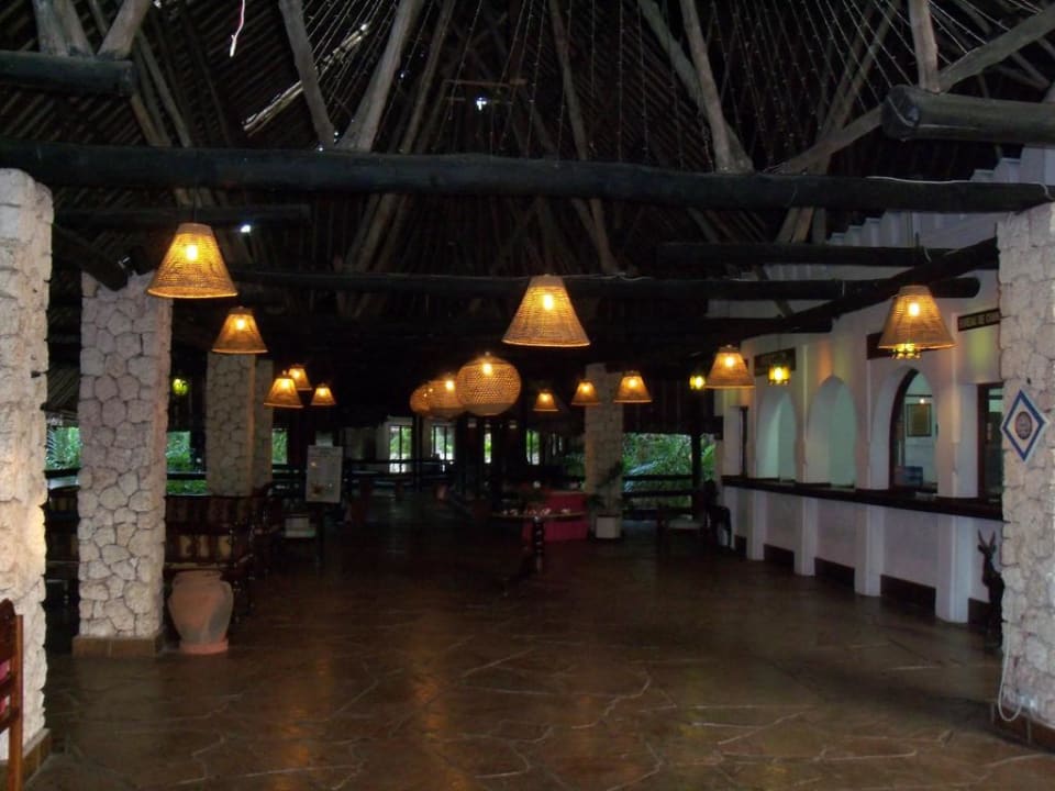 Blick in den Eingangsbereich Hotel Papillon Lagoon Reef