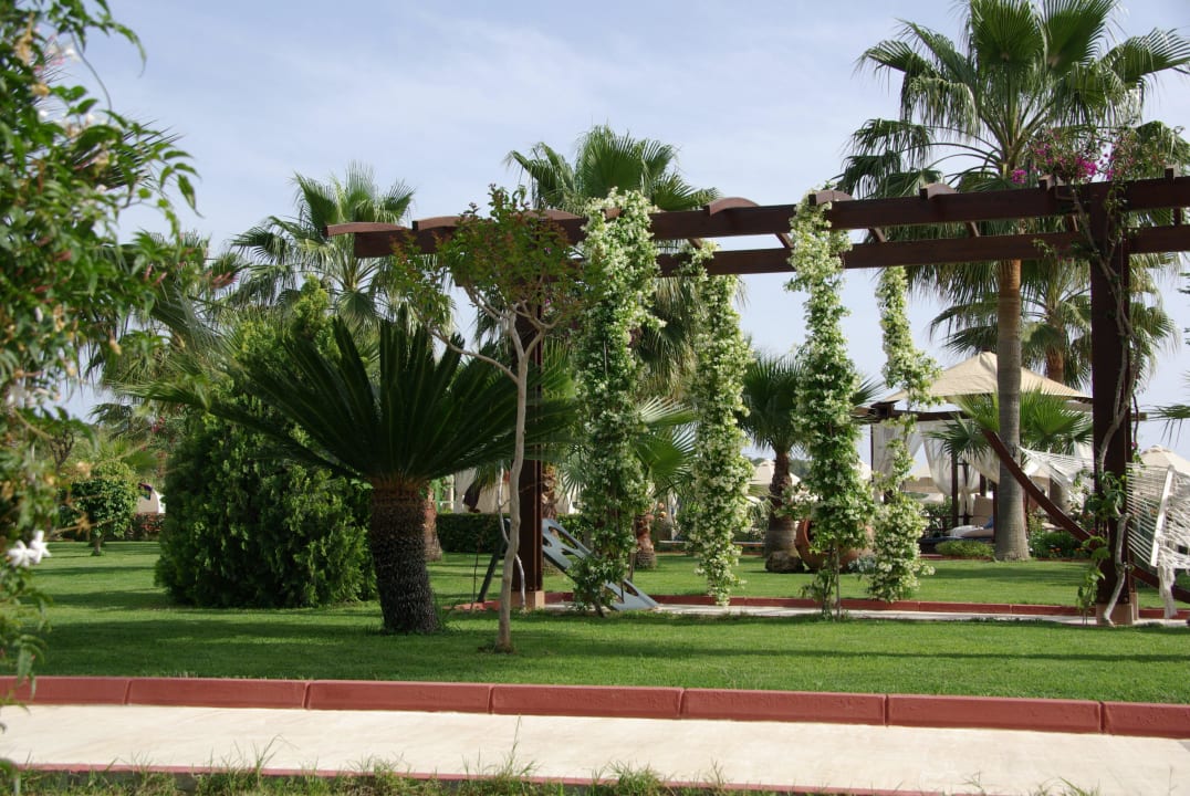 Gepflegte Pflanzenwelt Saphir Resort & Spa