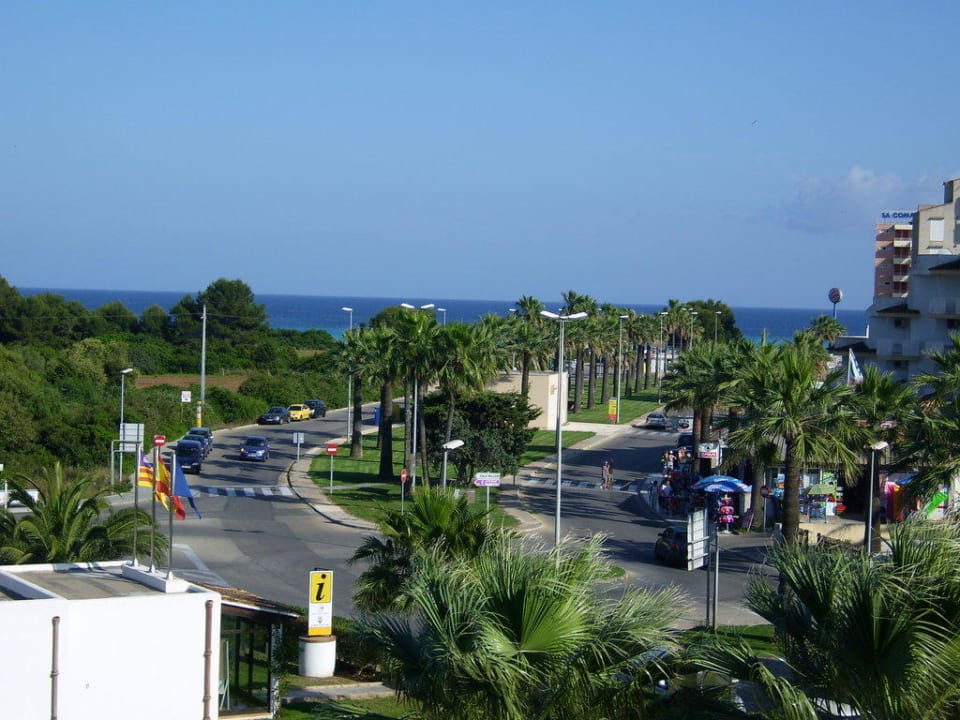 Ausblick von dem großen Balkon allsun App.-Hotel Orient Beach