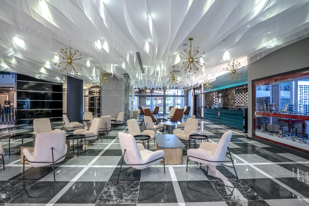 Lobby Arnor de Luxe Hotel & Spa