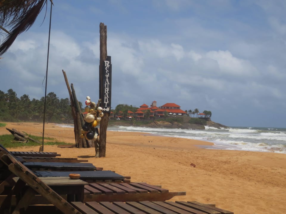 Strand Hotel Bentota Village