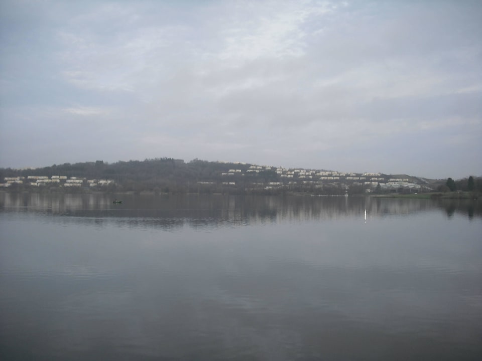 Von der Staumauer gesehen Center Parcs Park Bostalsee