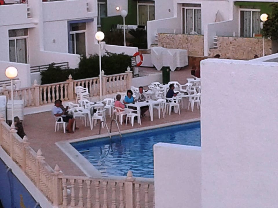 Blick vom braunen Block am Abend Barceló Portinatx - Adults only