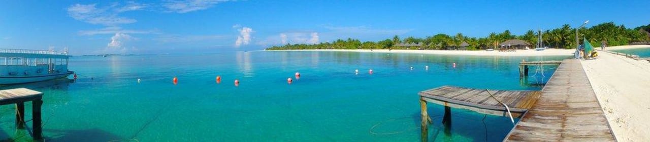 Panorama Ausblick Jetty linke Seite Südstrand Kure Kuredu Island Resort & Spa