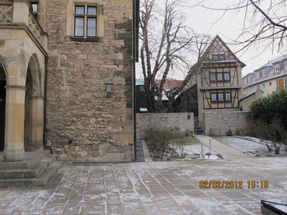 Eingang im Winter VCH-Hotel Augustinerkloster zu Erfurt