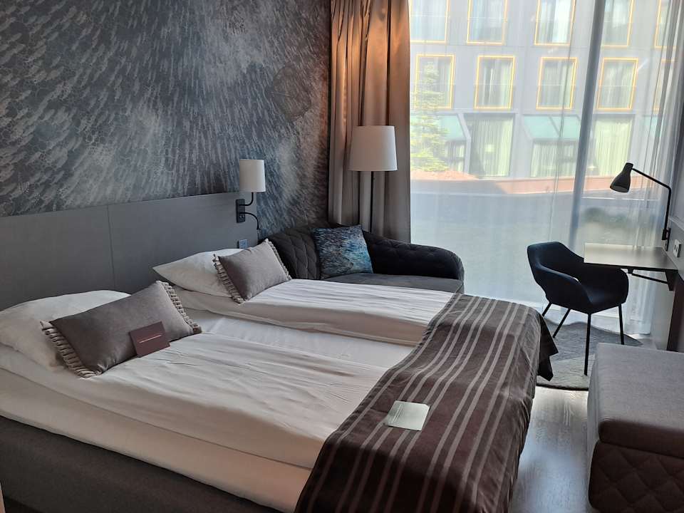 Zimmer Scandic Flesland Airport