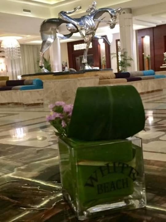 Einladende Lobby Pickalbatros White Beach Resort - Hurghada