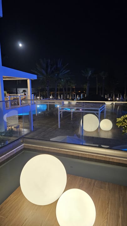 Außenansicht The Golden Bay Beach Hotel