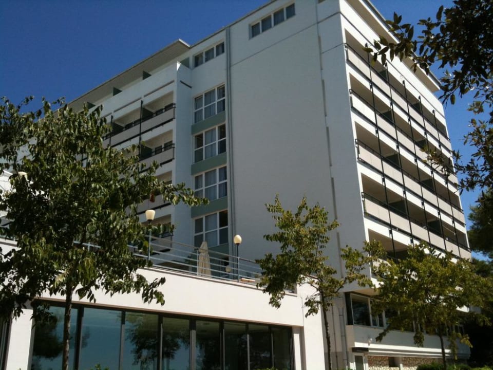 Hotel vom Strand aus gesehen Hotel Pinija