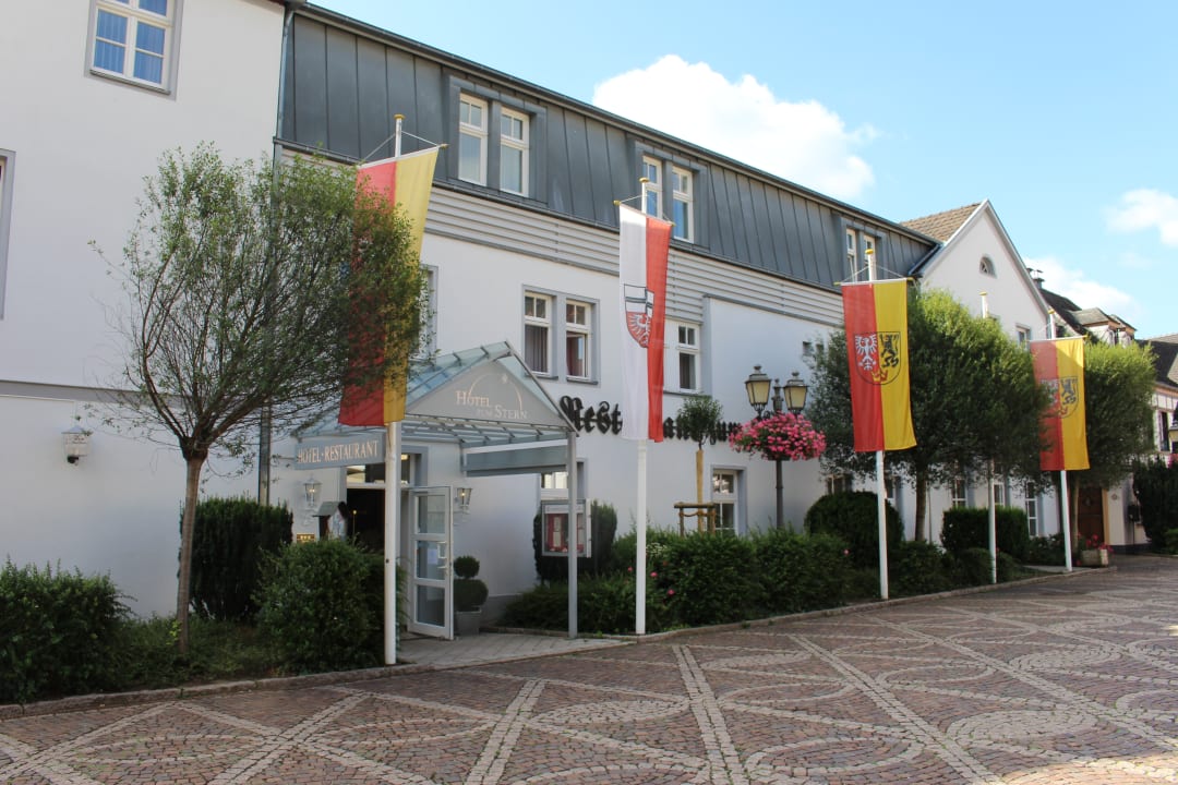 Außenansicht Hotel Zum Stern Bad Neuenahr-Ahrweiler