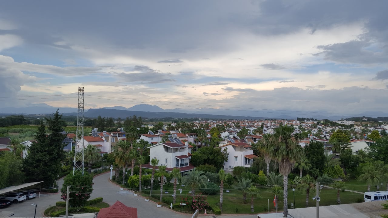 Blick aus Zimmer 1301 Mary Hotel Side