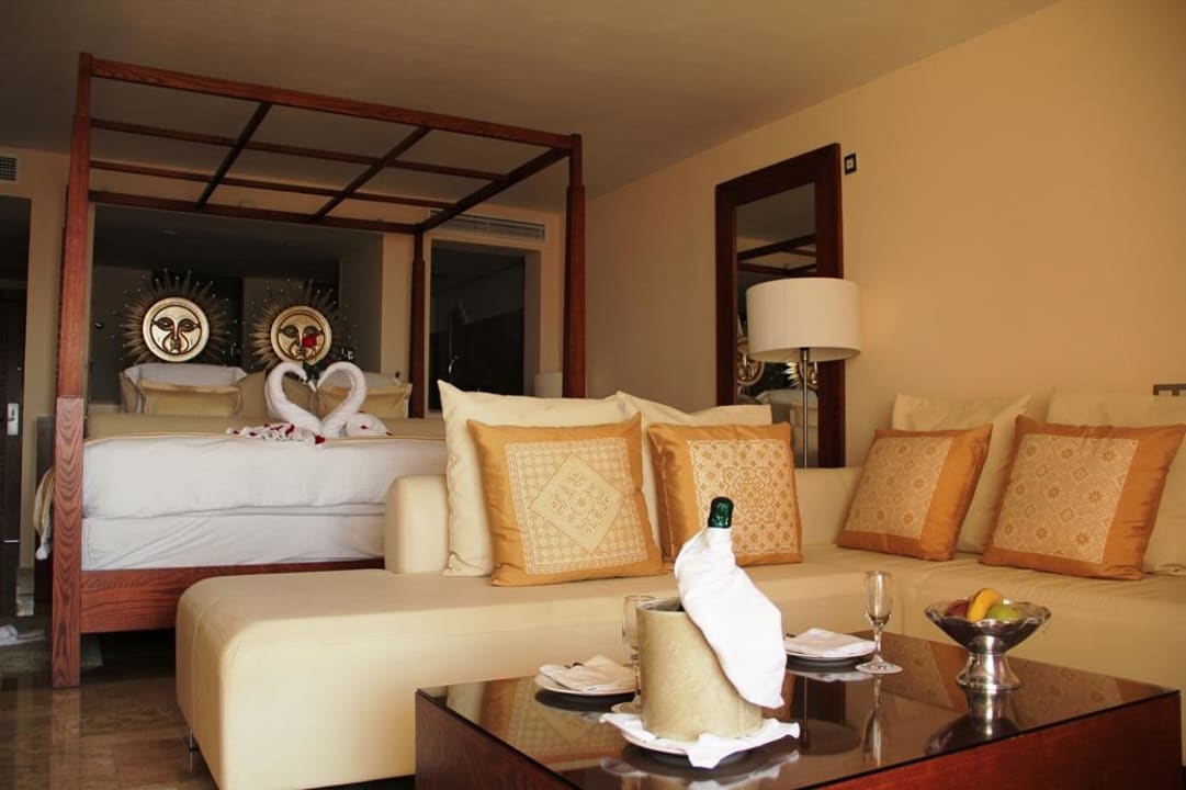 Standardzimmer bei der Ankunft Excellence Playa Mujeres - Adults only