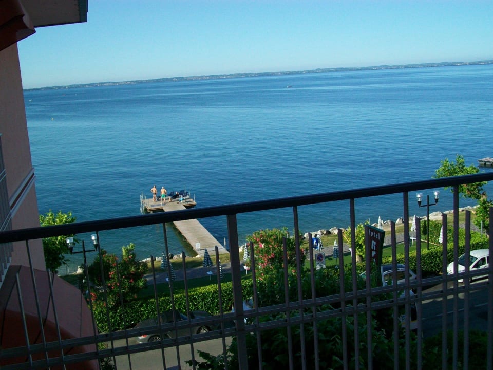 Bei Tag vom Balkon ! Hotel Kriss Internazionale