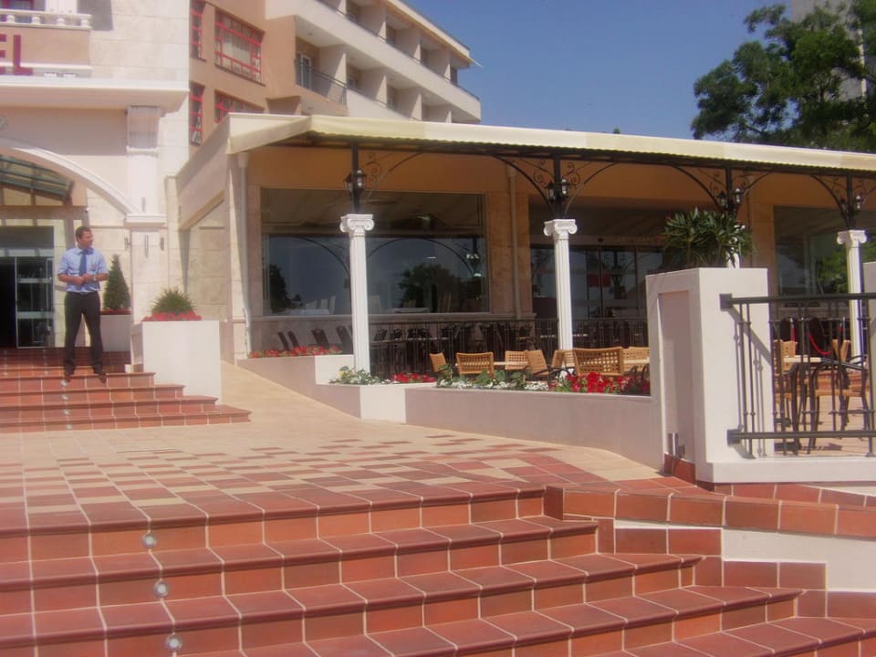 Eingang GRIFID Vistamar