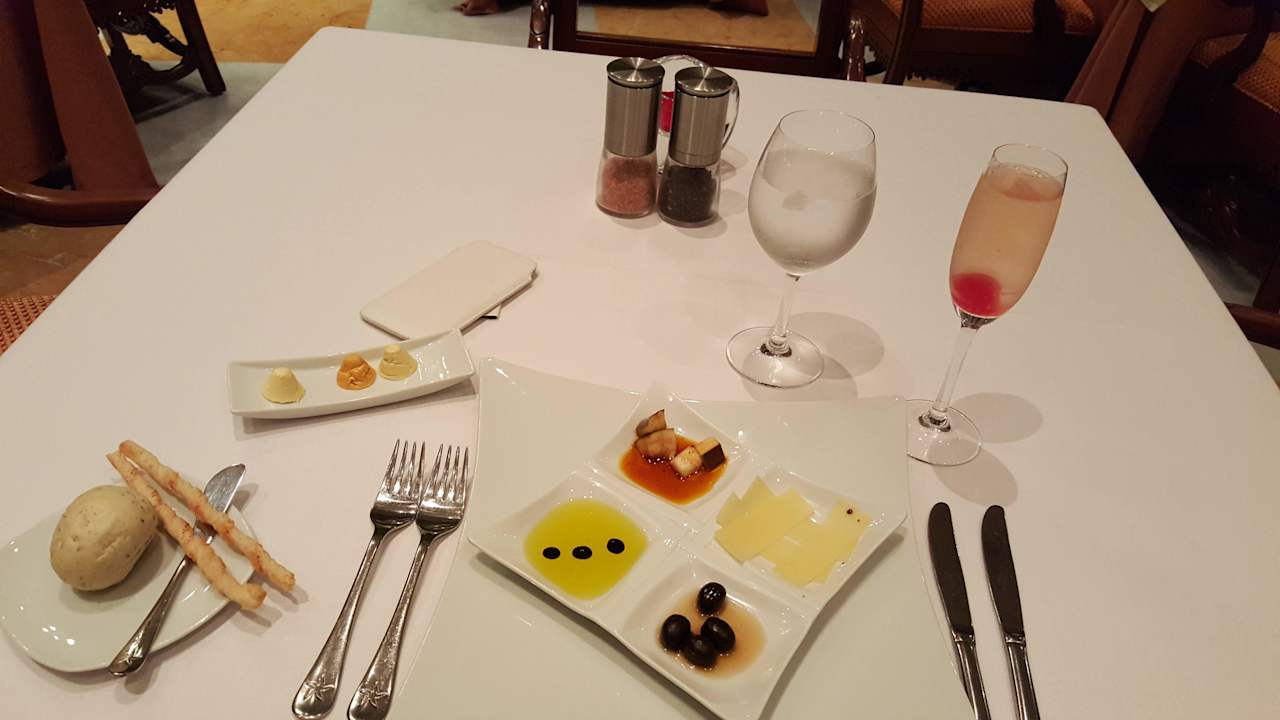 Amuse Geule im italienischen Restaurant JOIA Paraiso by Iberostar