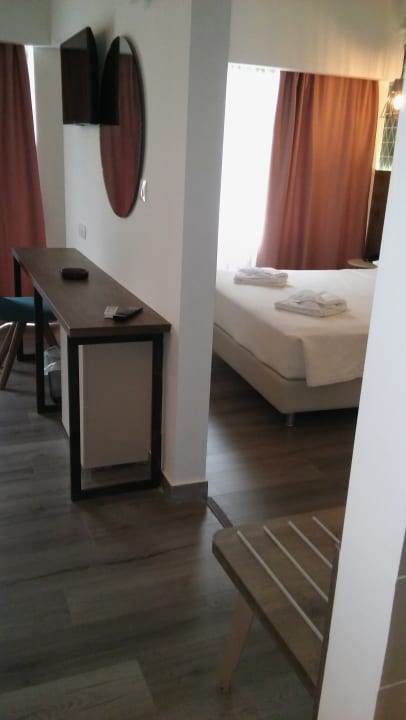 Zimmer Hotel Metropolitan